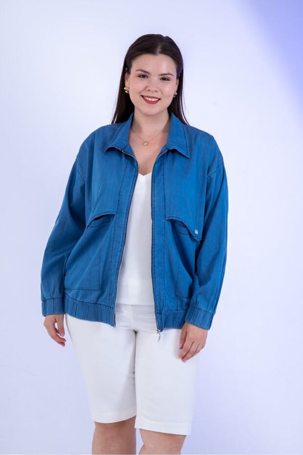 Women's Plus Size Jacket with Pocket Detail Light Blue