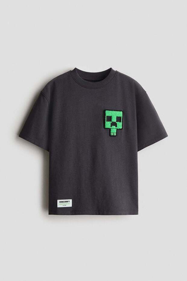 Oversized printed T-shirt