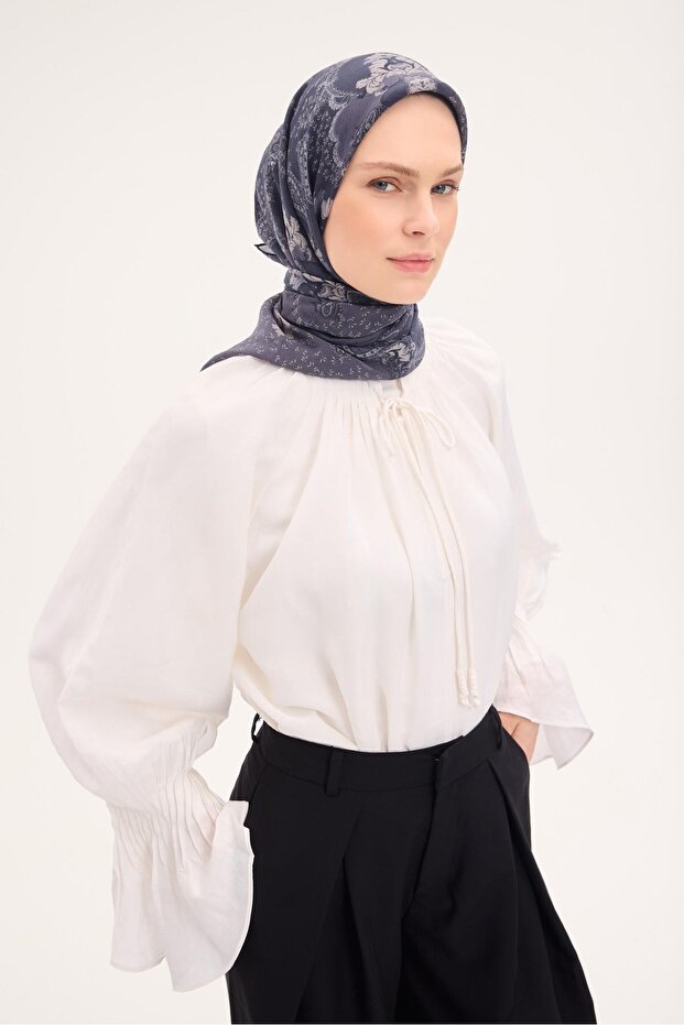 وشاح تينسل مونار بنمط أزرق داكن 90x90