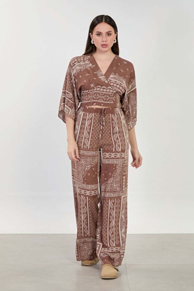 Women's patterned loose pants with elastic waist - brown
