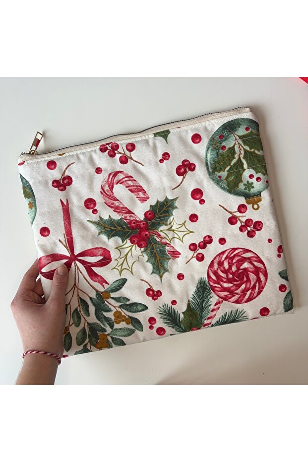Handmade Christmas Patterned Zippered Quilted Bag / Multi-Purpose Organizer Bag