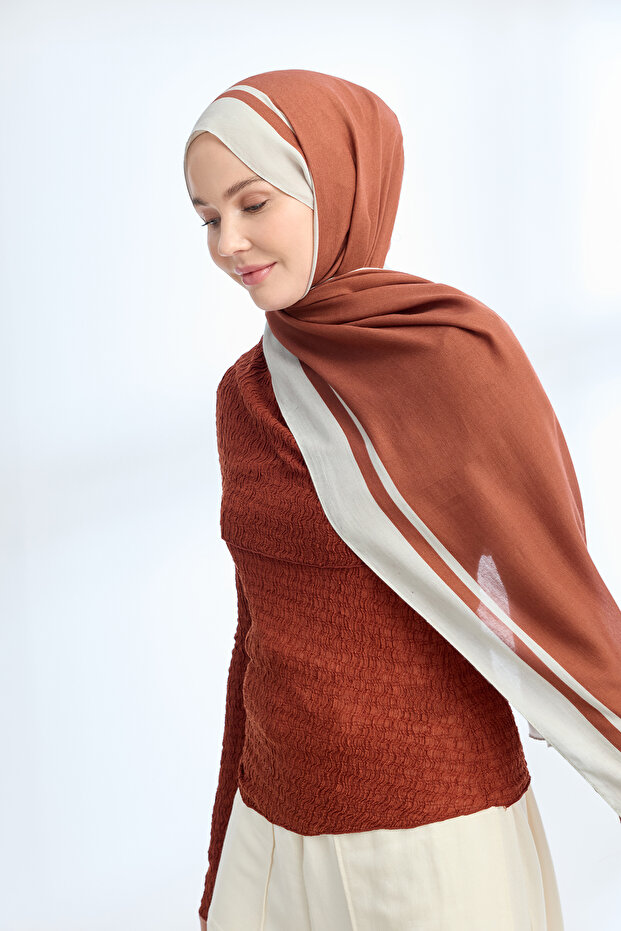 Elegant Harmony Frame Pattern Shawl - Tile - 3