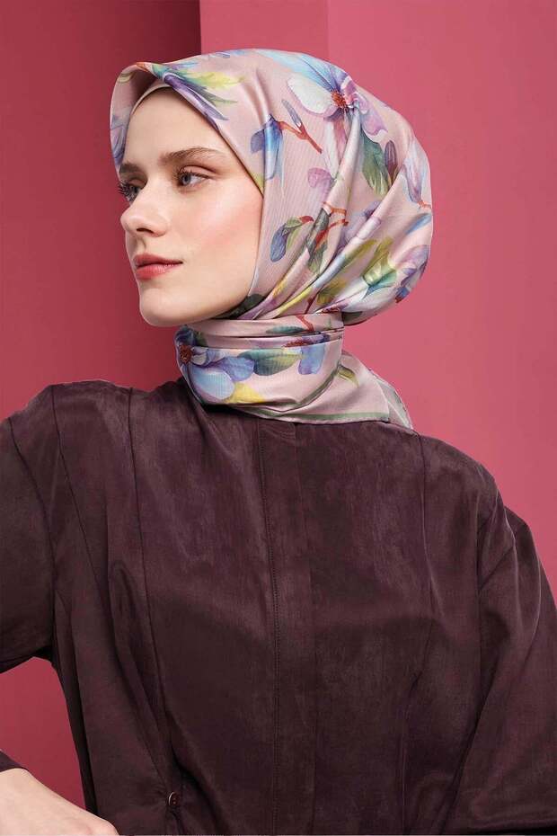 وشاح حريري 2026 ربيع-صيف - 9524D-52 - تيفيل