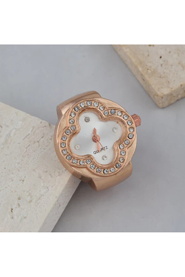 Luxury Clover Dial Finger Watch Women Adjustable Quartz Ring Watch Crystal Clover