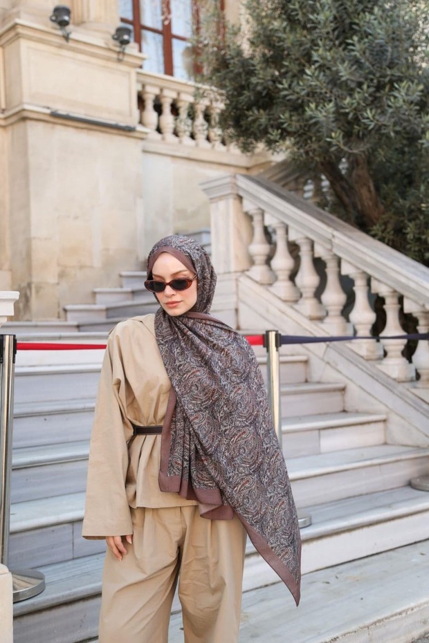 Petra Mosaic Ethnic Pattern Shawl - Brown