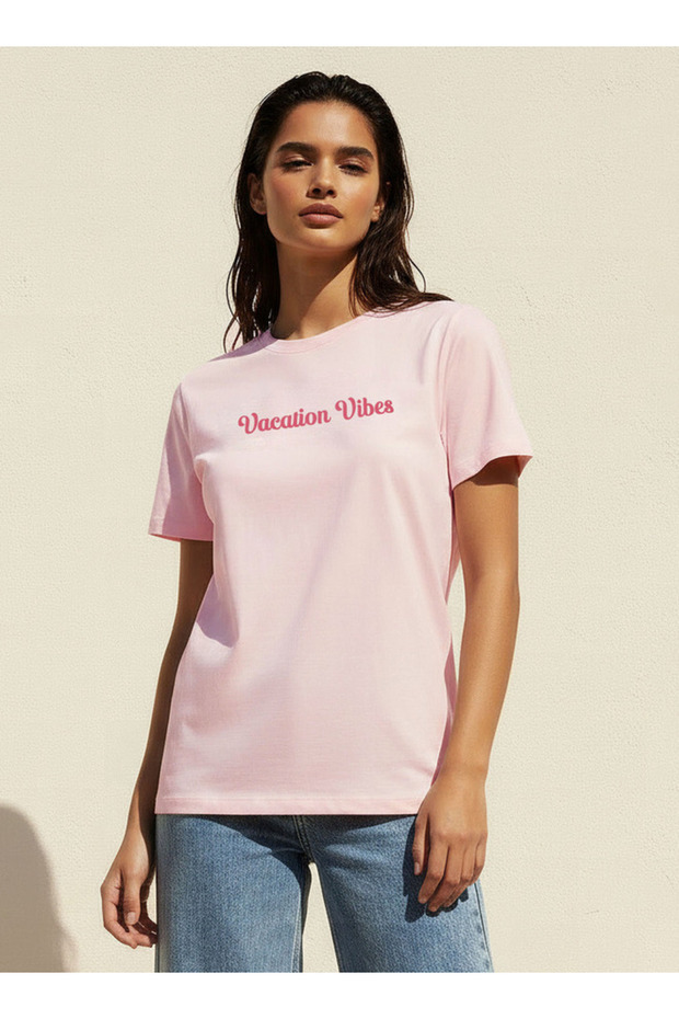 GRAPHIC TEE SLOGAN