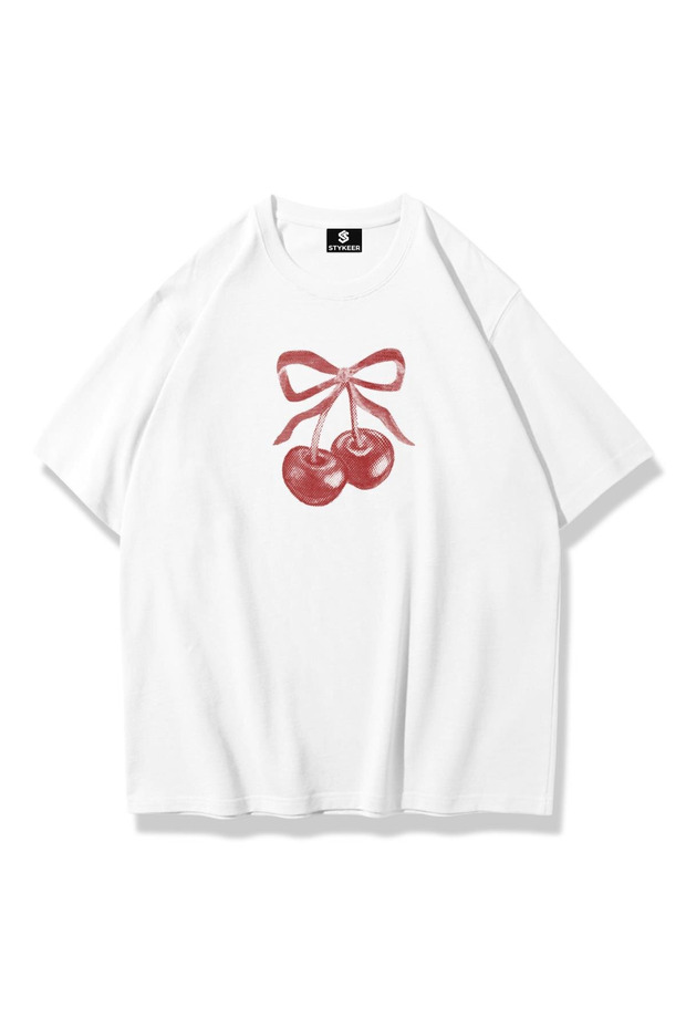 Unisex Oversized T-Shirt "The Cherry" Loose Fit Oversized White T-Shirt