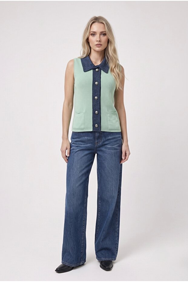 Collar and Button-Pocket Detailed Knitwear Cardigan