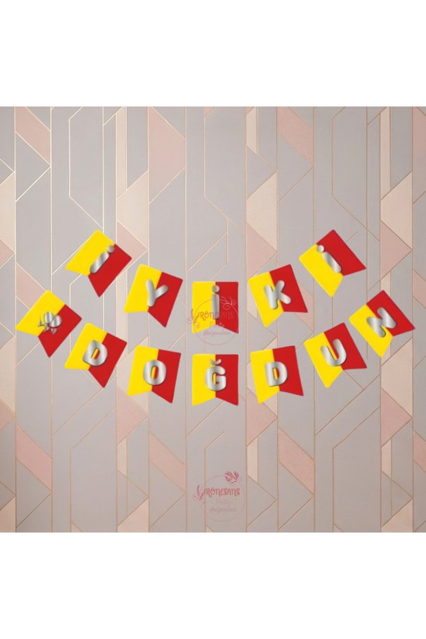 Rönesans Yellow Red Happy Birthday Written Fan Banner