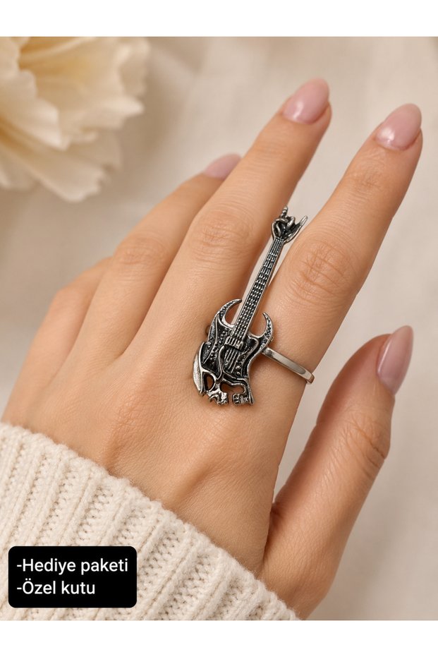 Rock Guitar Design Metal Ring – a Stylish Accessory with a Special Figure for Music Lovers