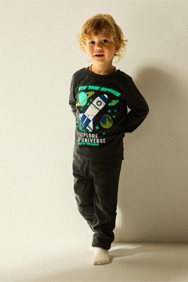 100% Cotton Glow-In-The-Dark Printed Long Sleeve Top Wide Cut Bottom 2-Piece Pajama Set Baby Boy