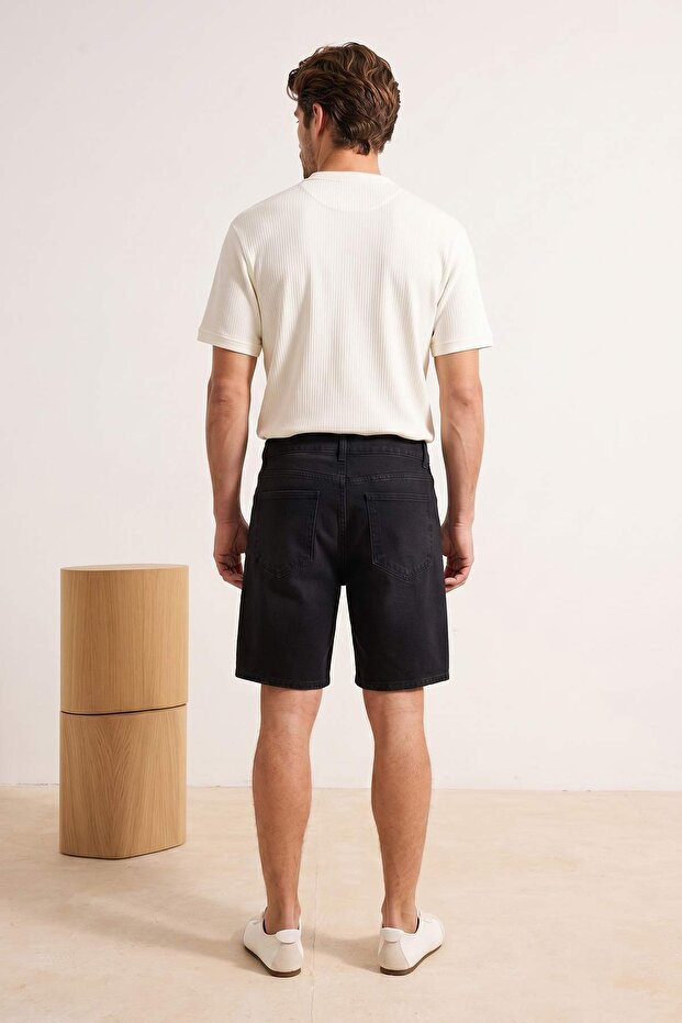Siyah Baggy / Geniş Kesim Kot Şort & Bermuda TMNSS26SR00017 - 3