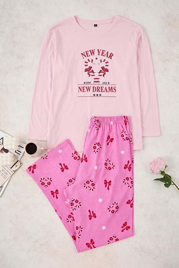 Pembe Yılbaşı Temalı Örme Pijama Takımı TBBAW23AI00044 - 2