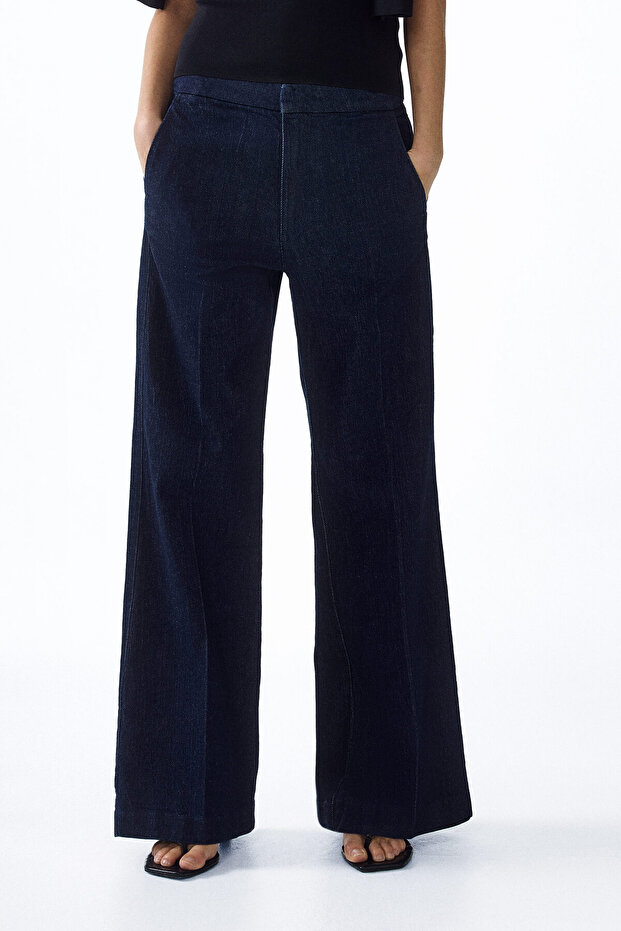 Flared High Jeans - 2