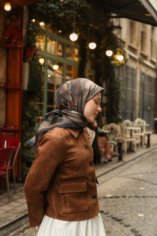وشاح قطني منقوش MDLV09-05