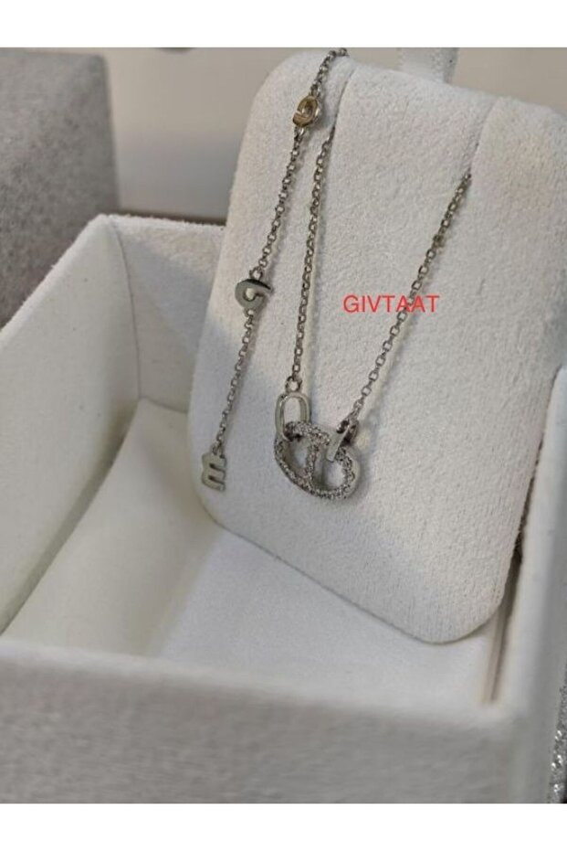 Chain with Accessories - 8