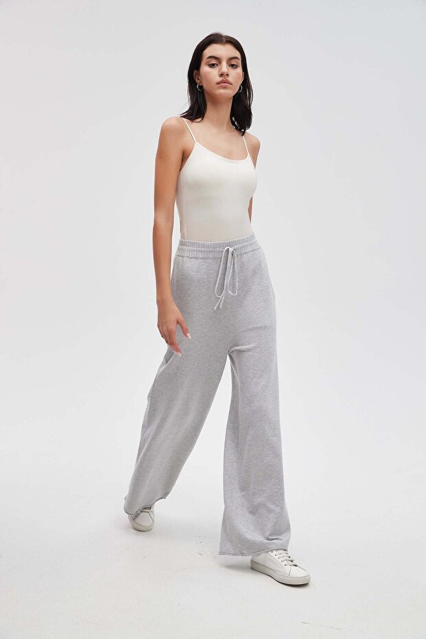 Solid Wide-Leg Pants - 2