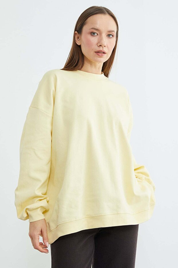Basic Crew Neck Oversize Sweatshirt