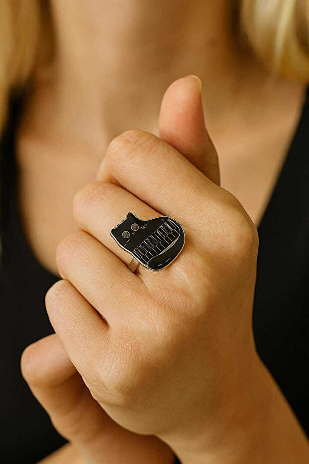 Black-Silver Enamel Women's Adjustable Ring with Cat and Piano Pattern – Music and Animal Themed