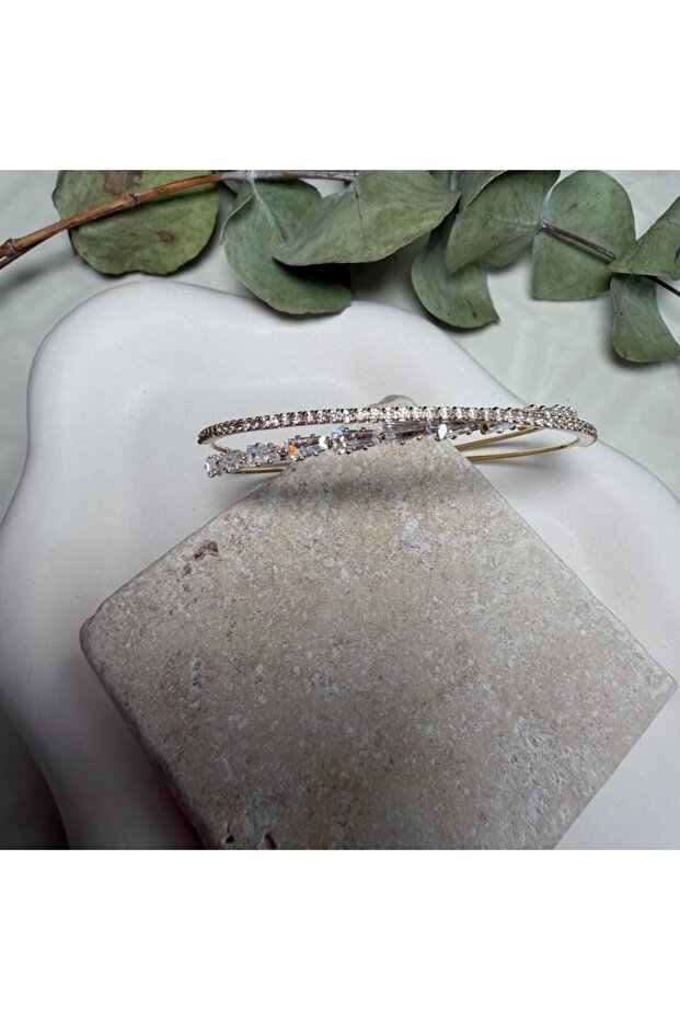 Cross Zircon Stone Gold Waterway Clamp