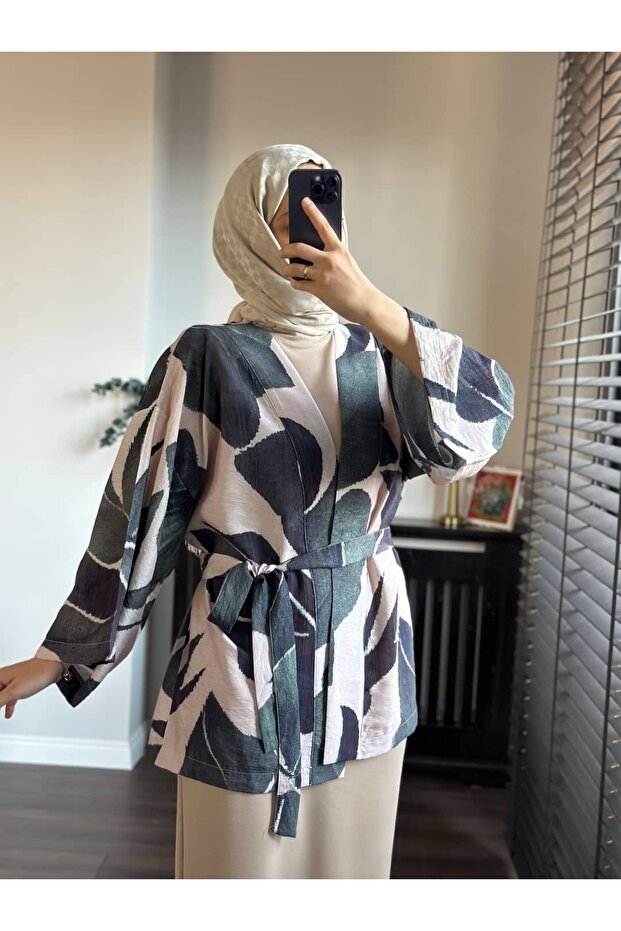 Printed Pattern Kimono