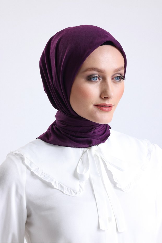 Plain Stitched Cheesecloth - Women's Headscarf | Embroidery Writing Flat India 100X100 cm