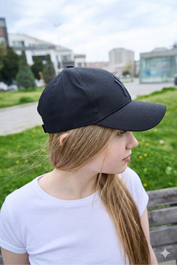 Women Embroidery Hat Adjustable Cap Sports Baseball Cap Casual Unisex Hat