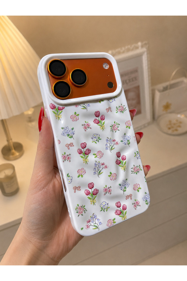 Flowers Cover Compatible with iPhone 17 Pro