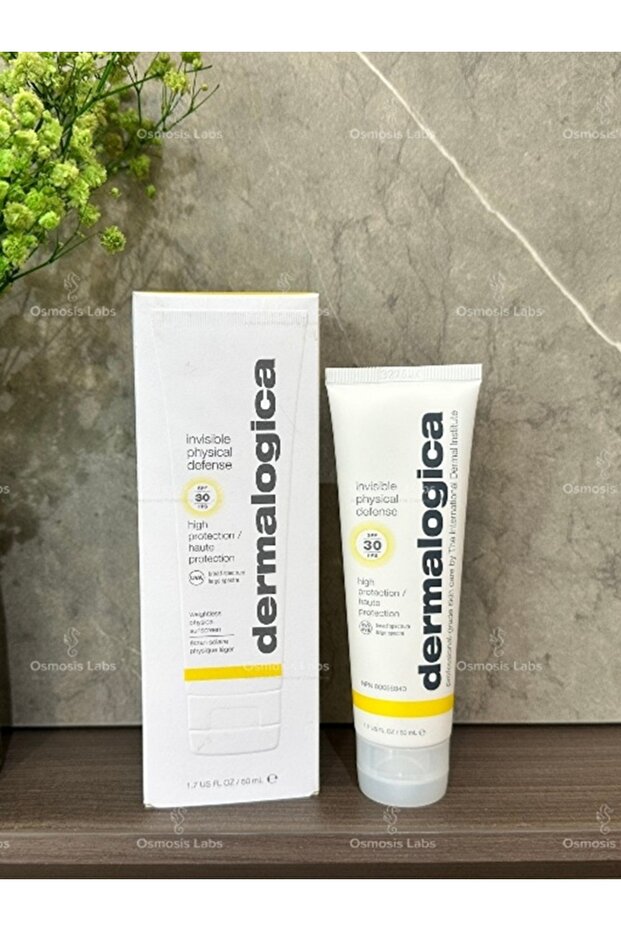 Invisible Physical Defense Sunscreen That Does Not Leave Whitening on the Skin with Spf30+ Protection 50ml