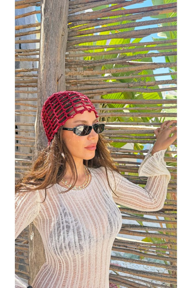 Kep001 Hand Knitted Net Cap with Pul Detail
