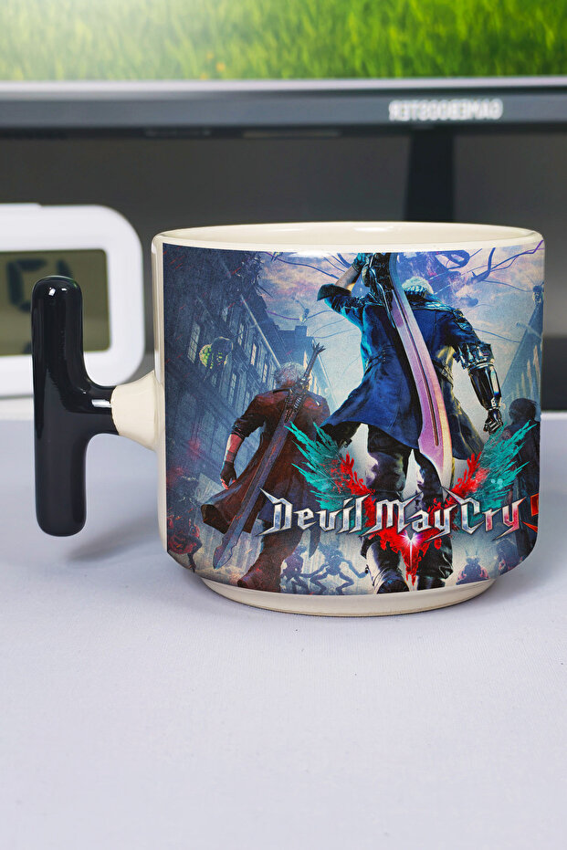 كوب سيراميك فاخر مطبوع عليه Devil May Cry (قطعة واحدة) على شكل حرف T بمقبض أسود خاص V5T