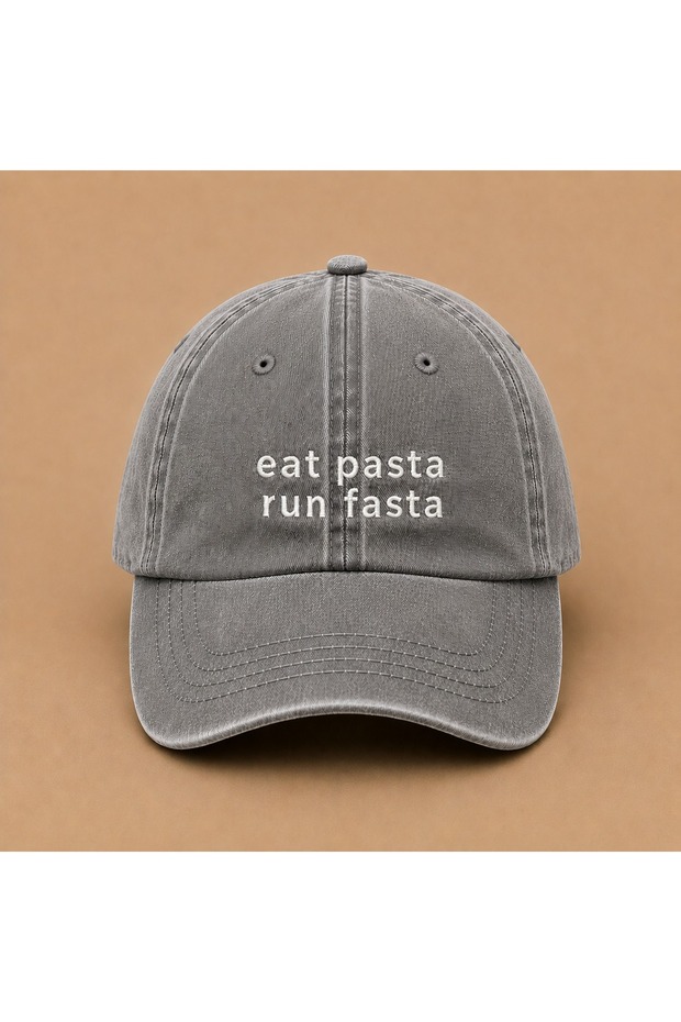 قبعة قابلة للغسل بتصميم عتيق مكتوب عليها Eat Pasta Run Fasta