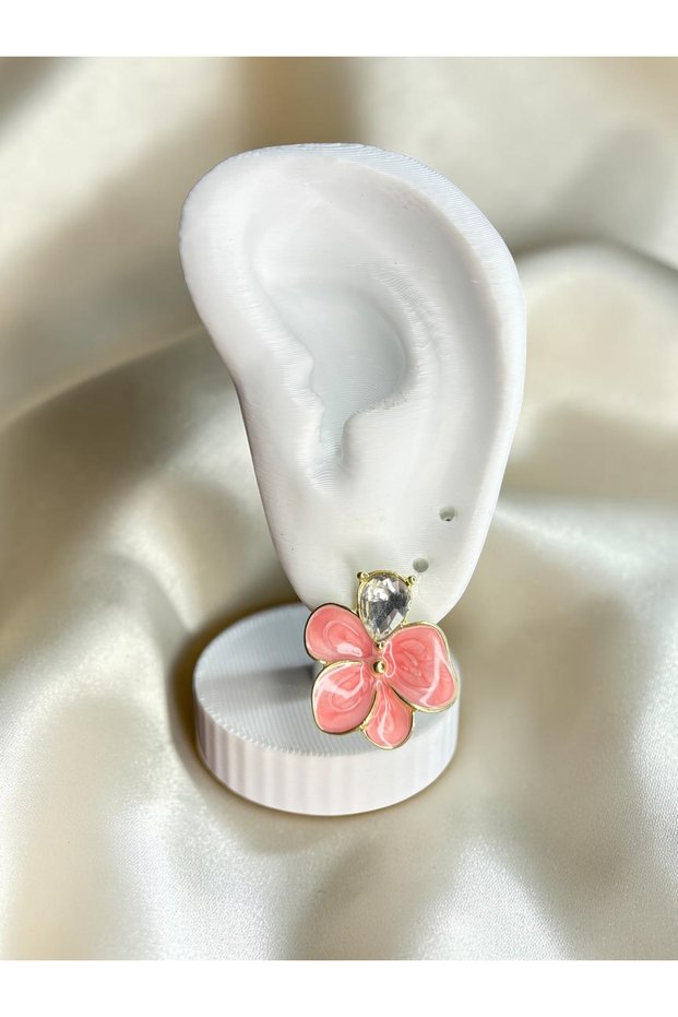 Women's Earrings with Flower Figures