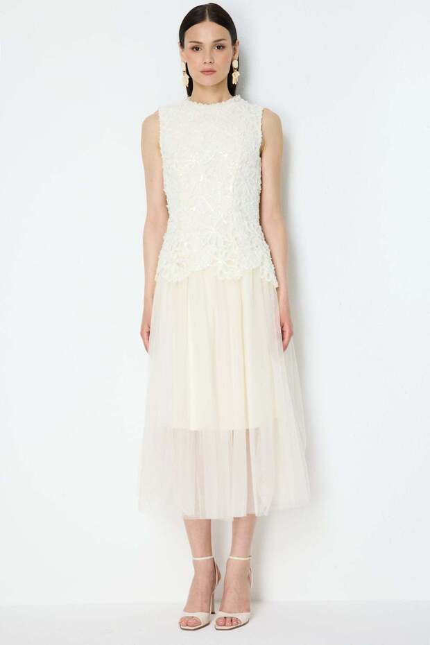 Maxi Tulle Dress with Embroidery Detail