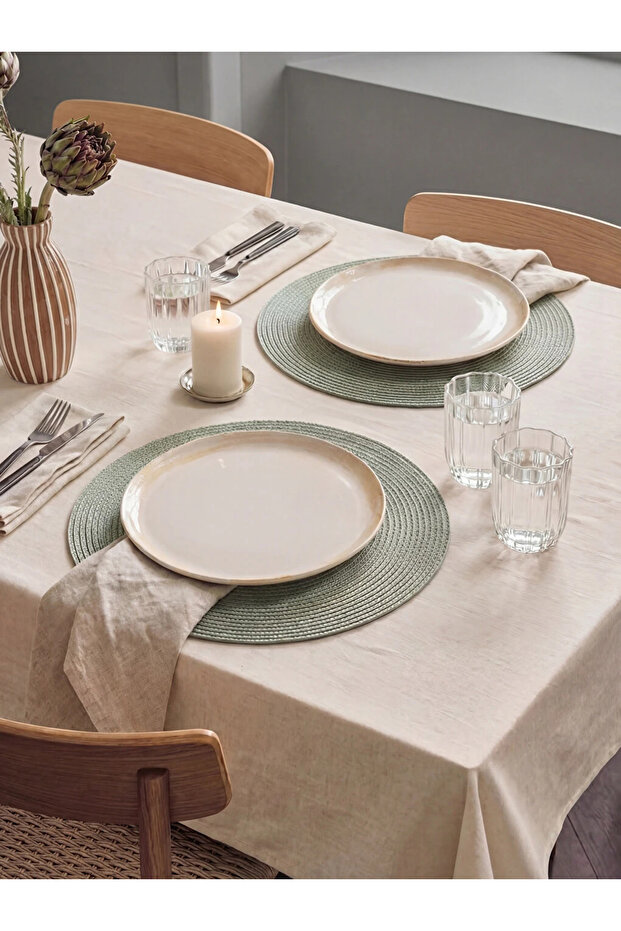 Green Woven Patterned Round American Placemat
