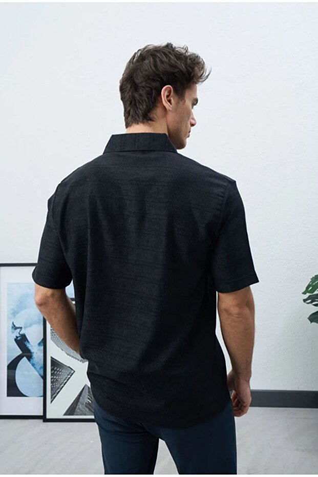 Marrakech Men's Black Wrinkled Fabric Oversize Polo Collar T-Shirt