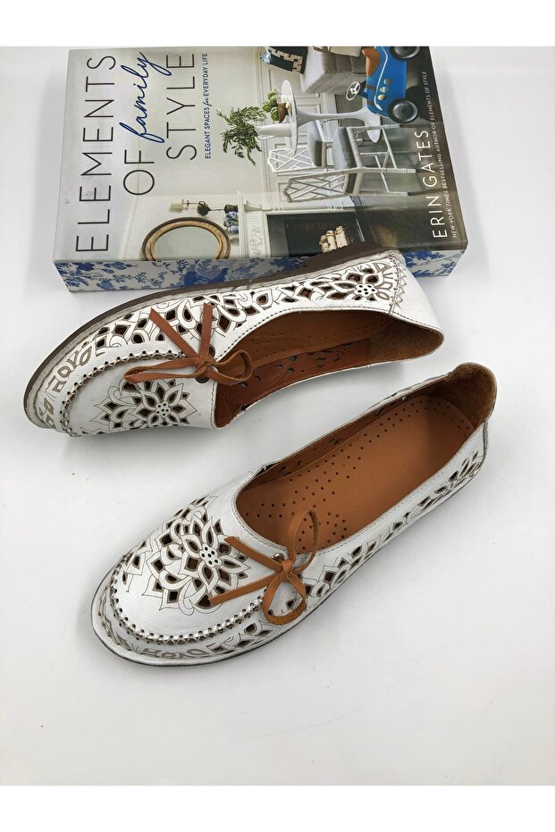Wots Genuine Leather Ballet Flats