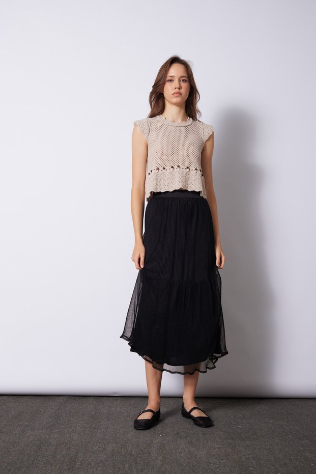 Pleated Skirt with Elastic Waistband in Black