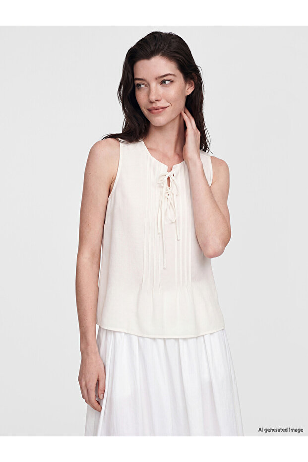 Trendlucky Contrast Collar Linen Blend Pleated Blouse