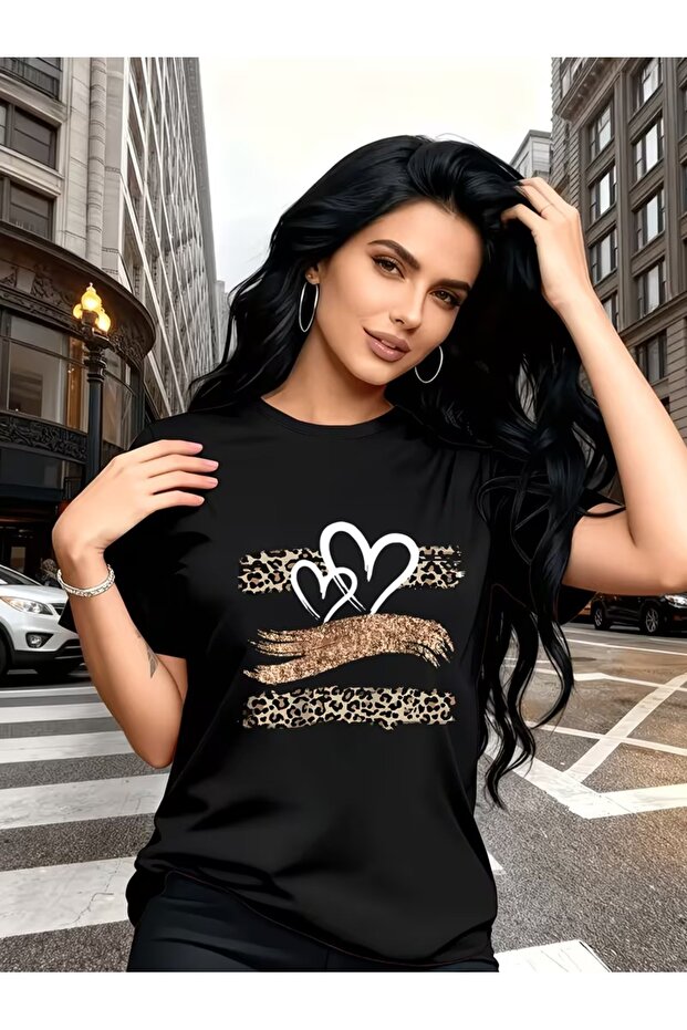 تيشيرت مريح للجنسين بطباعة مختلطة