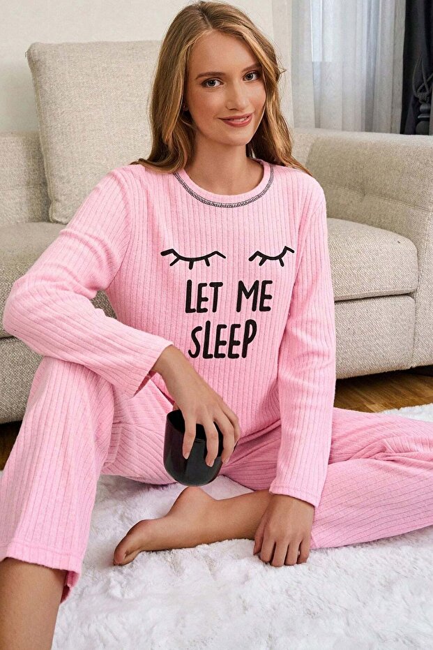 طقم بيجامة مطبوعة بمقاس كبير من Let Me Sleep