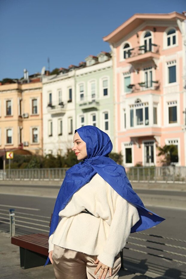 Jacquard Geometric Pattern Lumea Shawl - Cobalt Blue