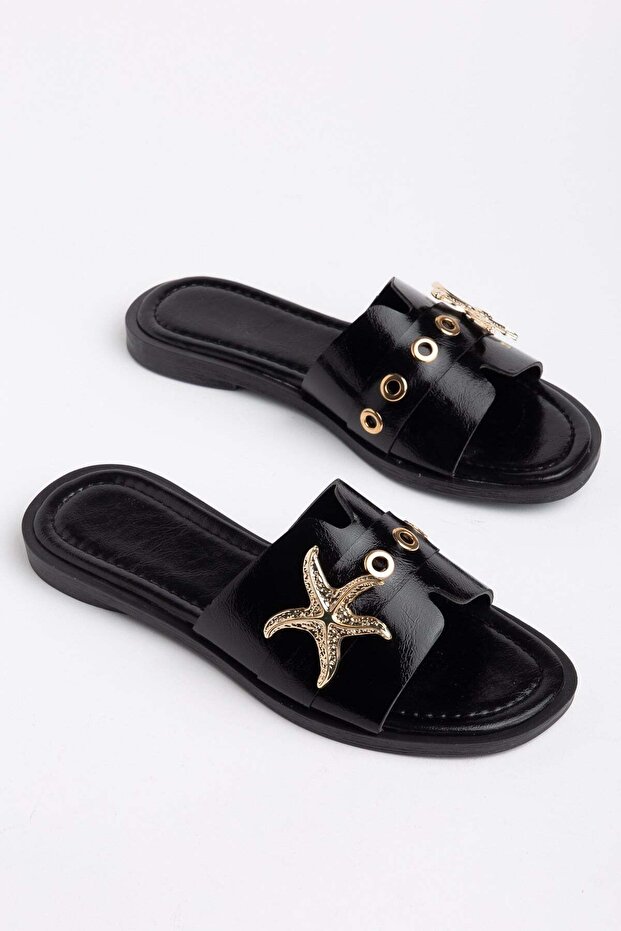 Women's Flat Heeled Slippers with Black Star Accessories and Thick Straps