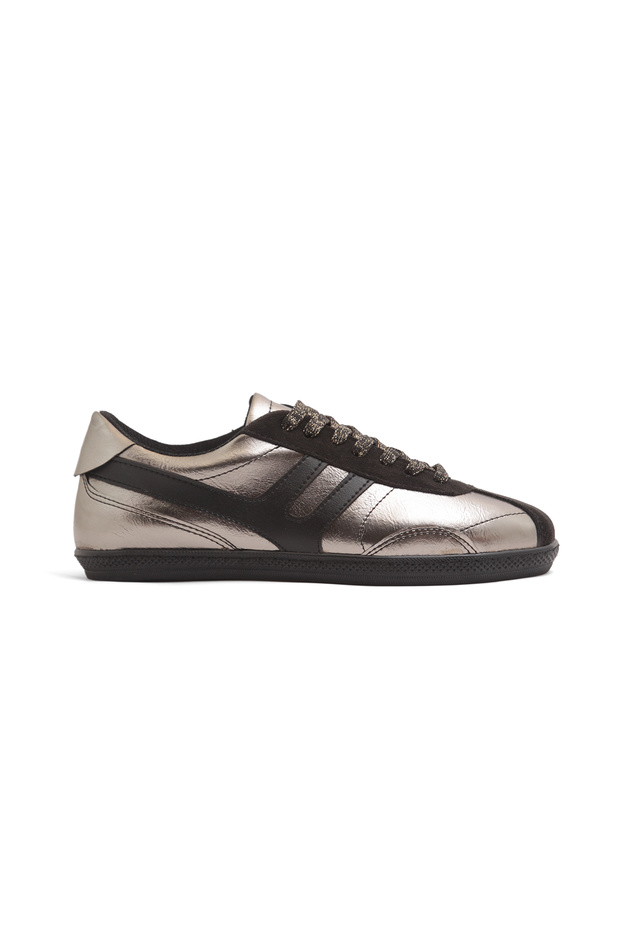 Women's Platinum Sneaker Casual Sports Shoes Comfortable Retro Suede Detailed Casual Shoes