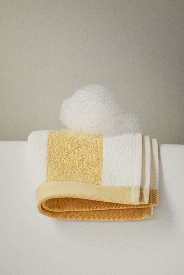Striped cotton terry guest towel
