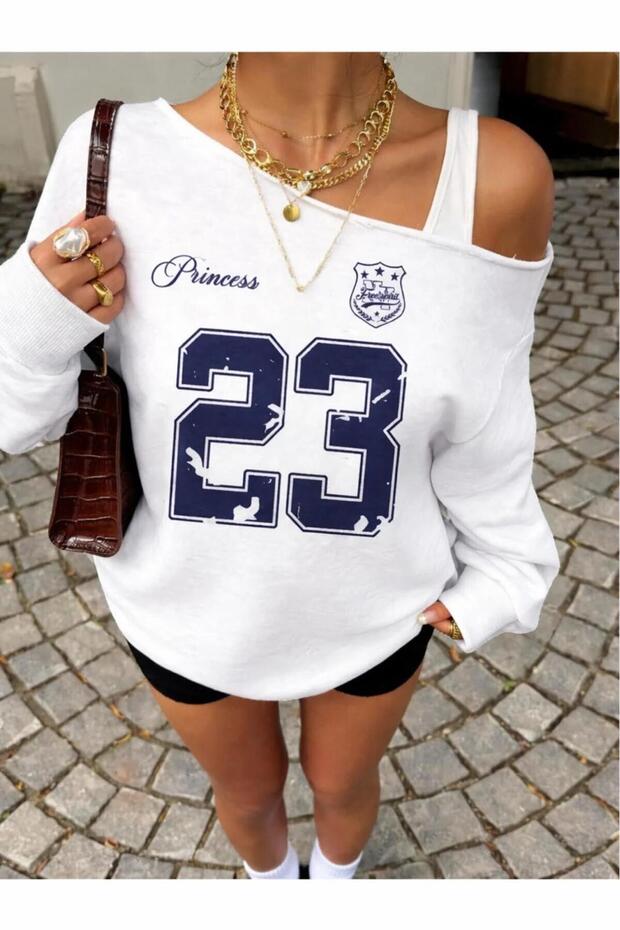 Women's Princess 23 Printed One-Shoulder Boat Neck New Season Oversize Sweatshirt