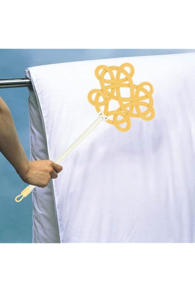 Bukela Dust Removal Racket Rugs Carpet Manual Rug Plastic Quilt Dusts Cleaning Tools Carpet Fluffer Paddle Long Handle Quilt Tool for Pet Owners Home CleaningTool Dust Removal Cleaning Tool