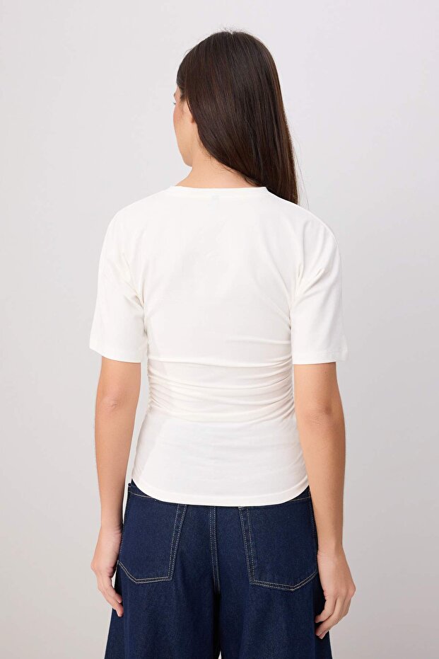 Ekru-Kahverengi 2'li Fitted/Vücuda Oturan Kısa Kollu Esnek Örme T-Shirt TWOSS26TS00319 - 7