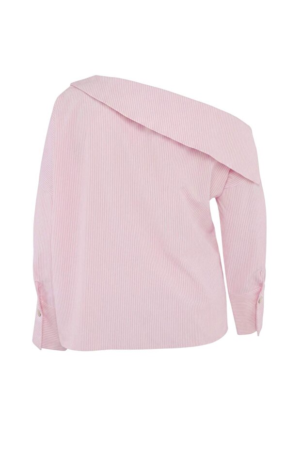 Pembe Çizgili Asimetrik Yaka Dokuma Bluz TBBSS26AF00197 - 7
