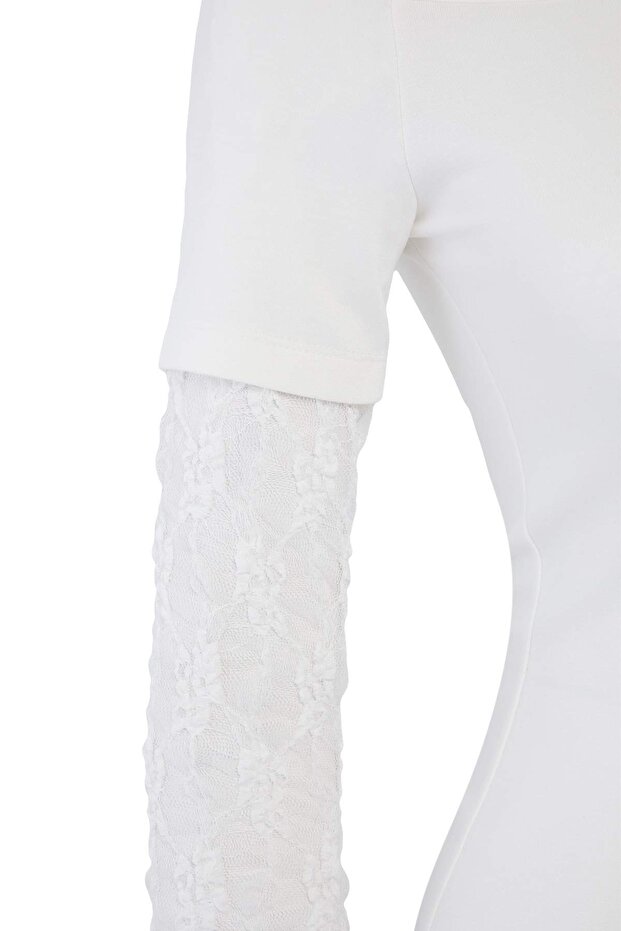 Ekru Fitted/Vücuda Oturan Asimetrik Yaka Dantel Detaylı Soft Touch Örme Bluz TWOSS26BZ01008 - 6